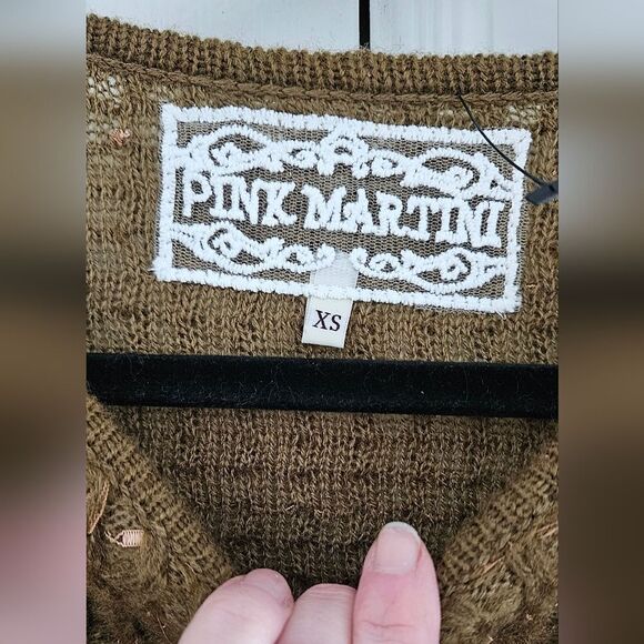 Pink martini knit short sleeve pullover - Picture 4 of 4